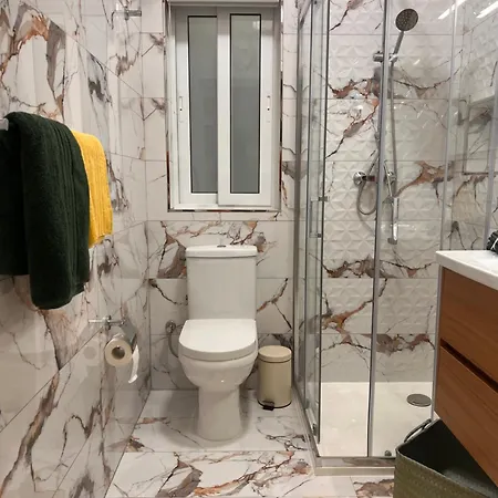 Modern 2 Bedroom Apartment Ideal For Groups Or Families Very Central * Tal Guardamangia