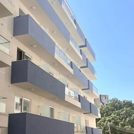 Stylish 2-bedroom Apartment- Near Valletta! Great For Families Or Groups Apartment *