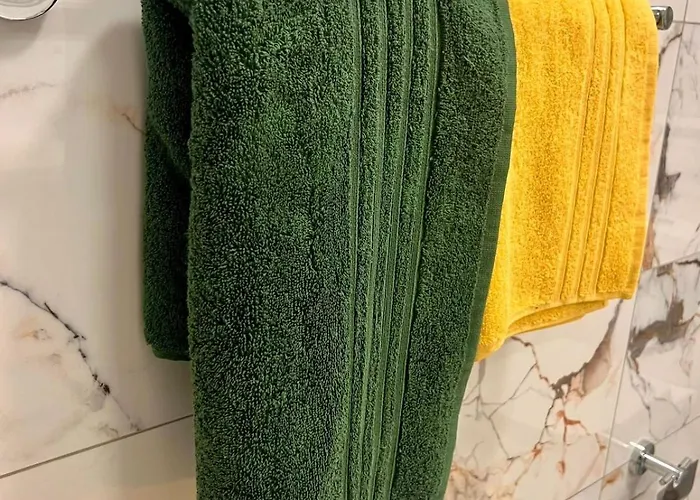 Apartment Stylish 2-bedroom Apartment- Near Valletta! Great For Families Or Groups