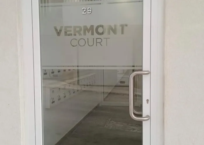 Stylish 2-bedroom Apartment- Near Valletta! Great For Families Or Groups